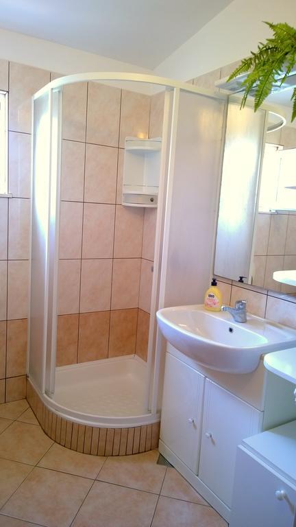 Apartments Solta Gornje Selo Ngoại thất bức ảnh