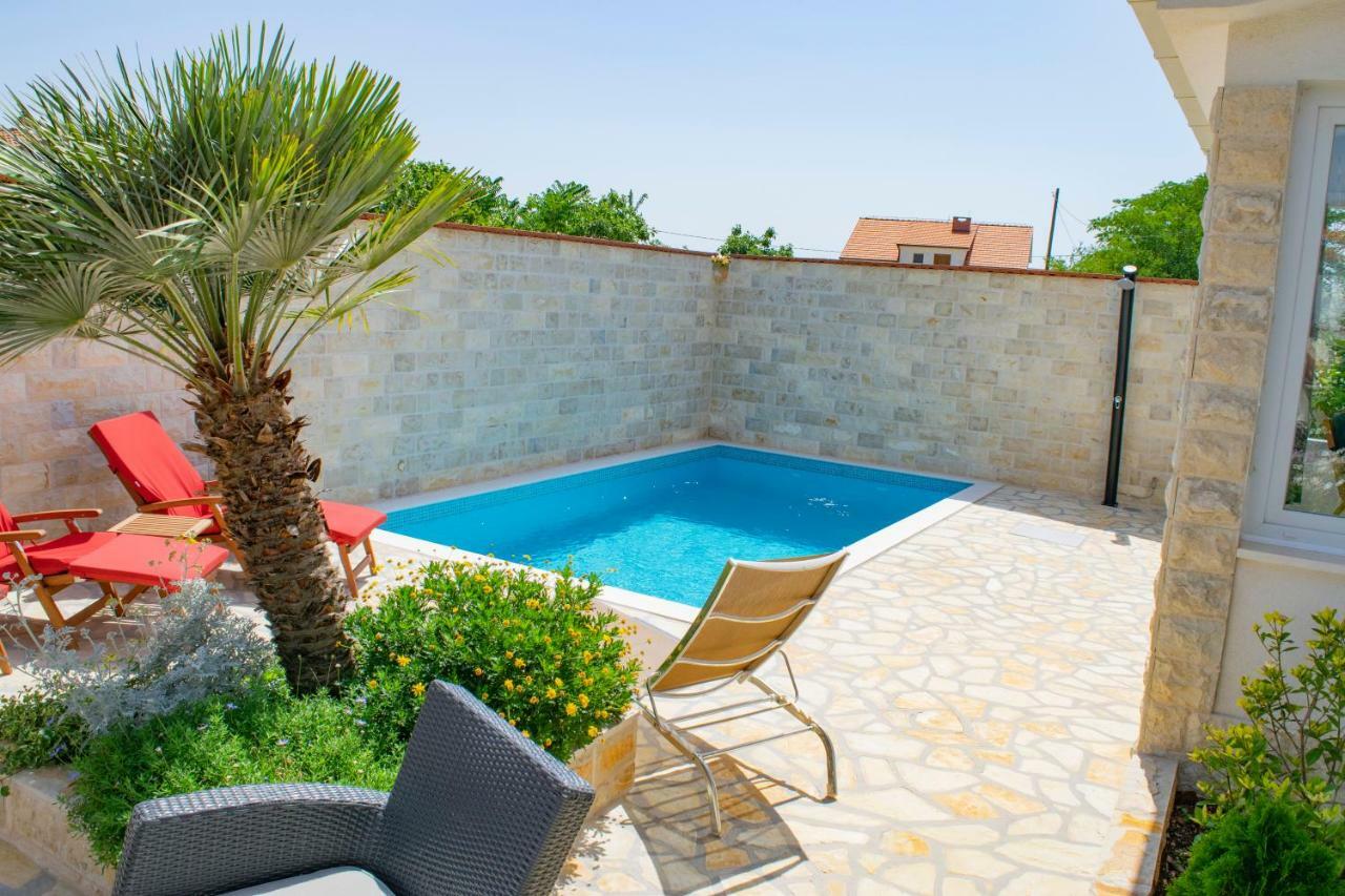 Apartments Solta Gornje Selo Ngoại thất bức ảnh