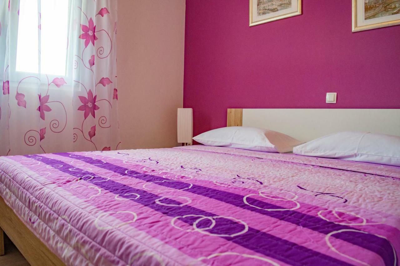 Apartments Solta Gornje Selo Ngoại thất bức ảnh