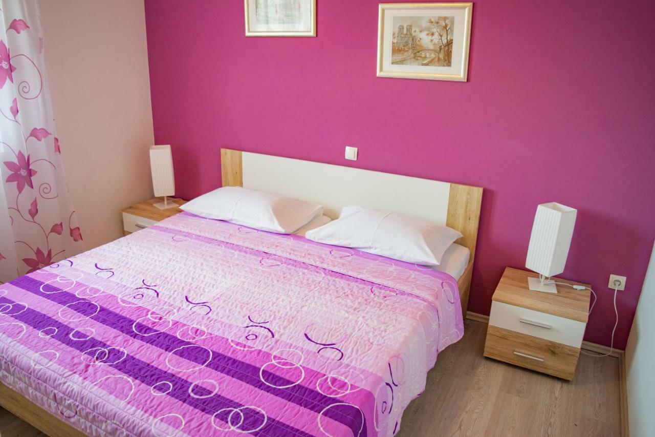Apartments Solta Gornje Selo Ngoại thất bức ảnh